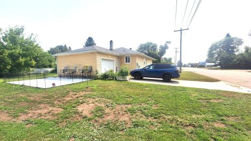 1201 Mountain Avenue, Walhalla, ND 58282