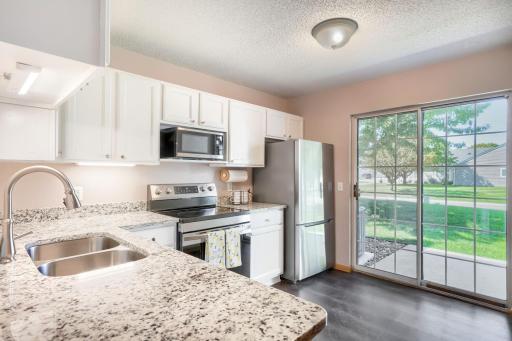 14660 Evergreen Trail, 5, Apple Valley, MN 55124