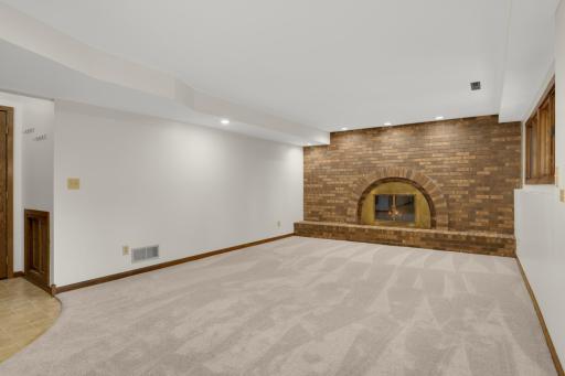 4695 Kent Street, Shoreview, MN 55126