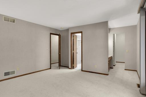 4695 Kent Street, Shoreview, MN 55126