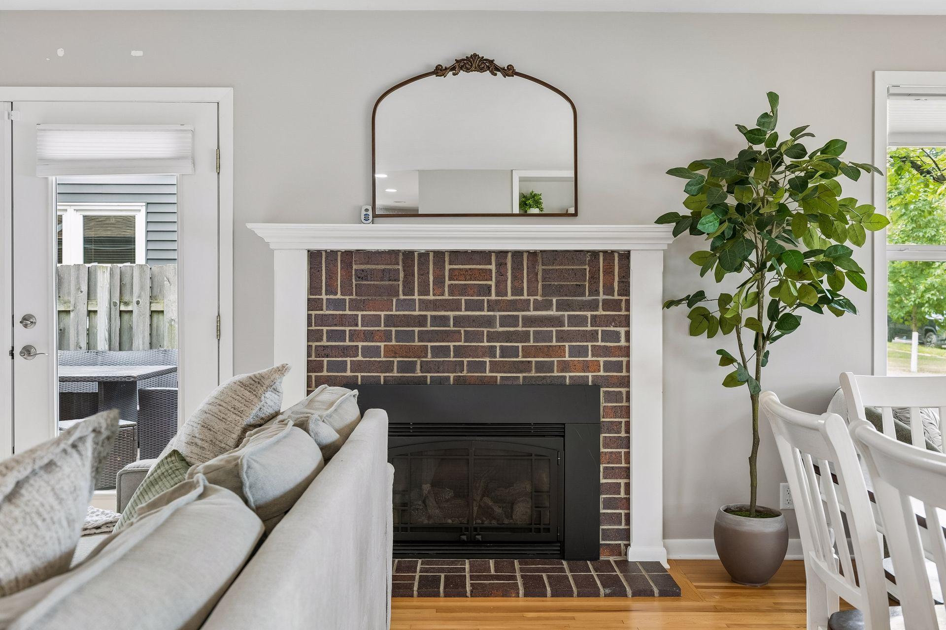 Cozy Gas Fireplace in Open Concept Living and Dinning Room