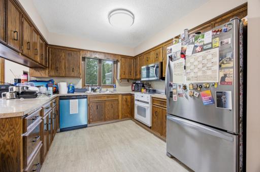 306 37th Avenue S, Moorhead, MN 56560