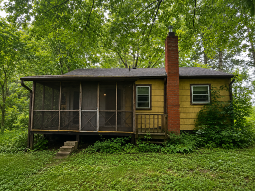 2968 Hallmark Avenue N, Saint Paul, MN 55128