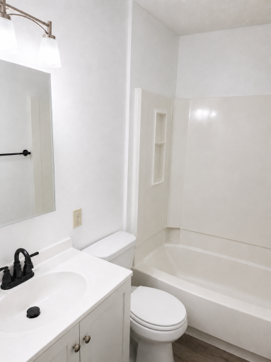 Hackberry Dr 1-Bedroom Full Bath.png