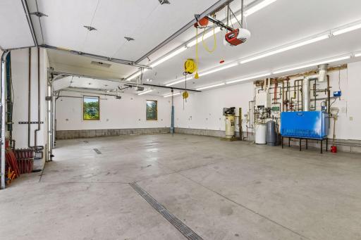 4650 Neal Avenue N, Stillwater, MN 55082