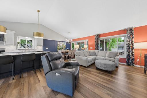 9039 Vickors Crossing, Minneapolis, MN 55443