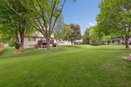 9039 Vickors Crossing, Minneapolis, MN 55443