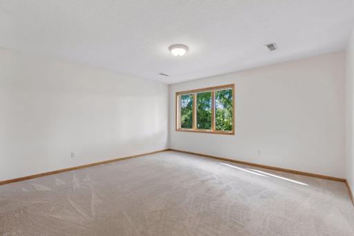 9296 Tewsbury Bend, Maple Grove, MN 55311