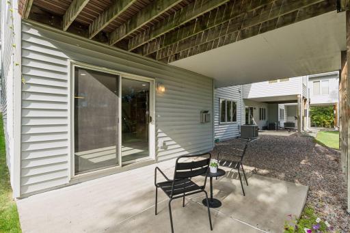 9296 Tewsbury Bend, Maple Grove, MN 55311