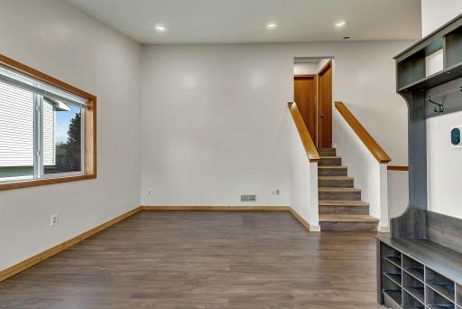 6089 Mill Run Road, Monticello, MN 55362