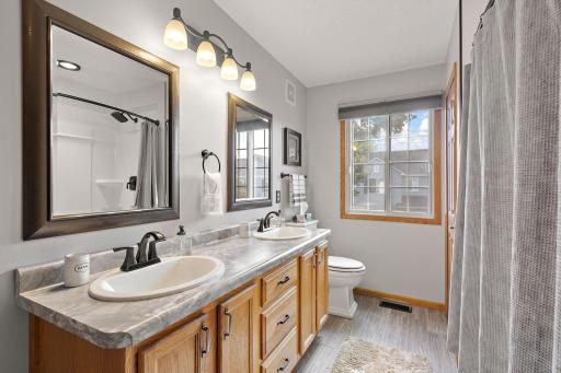 13049 Europa Trail Way N, D, Hugo, MN 55038