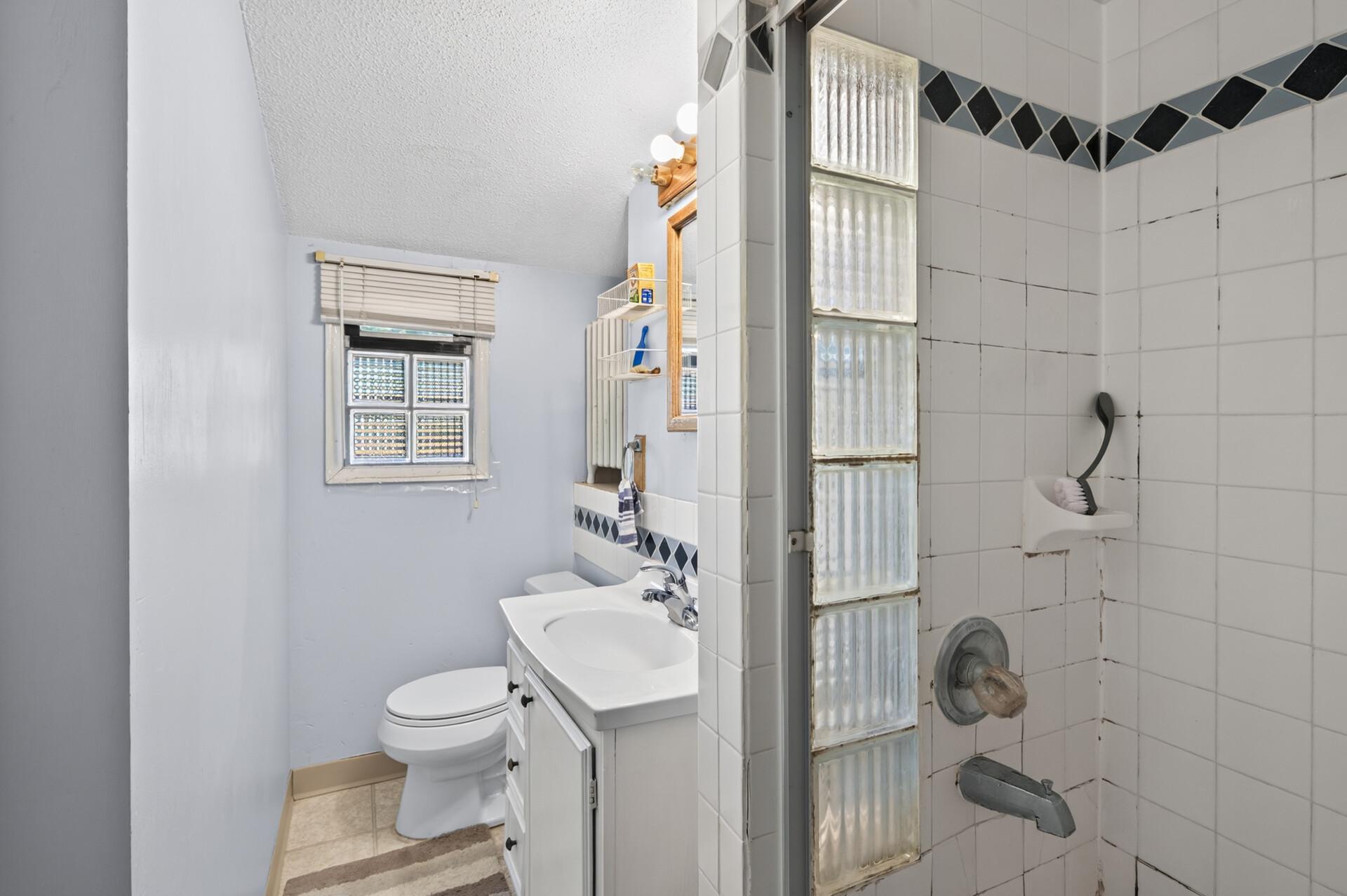 Upper Level Bathroom