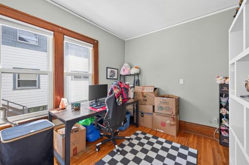 1437 Minnehaha Avenue W, Saint Paul, MN 55104