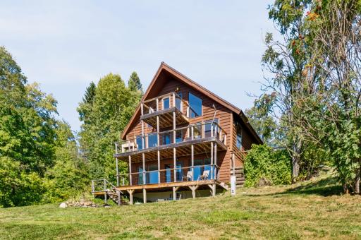 6176 Highway 61, Silver Bay, MN 55614