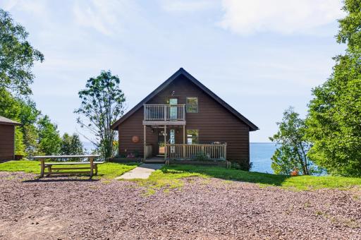 6176 Highway 61, Silver Bay, MN 55614
