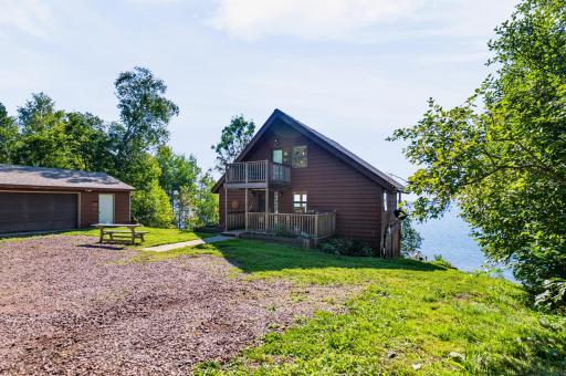 6176 Highway 61, Silver Bay, MN 55614
