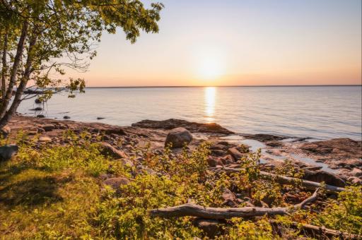 6176 Highway 61, Silver Bay, MN 55614