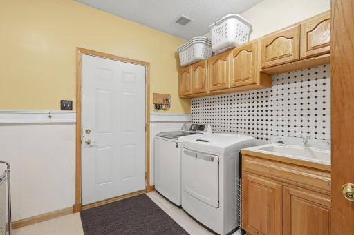 1809 Michigan Drive, Northfield, MN 55057