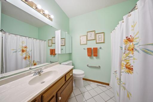 13-web-or-mls-DSC02285.jpg