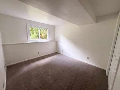 listing_20.jpg