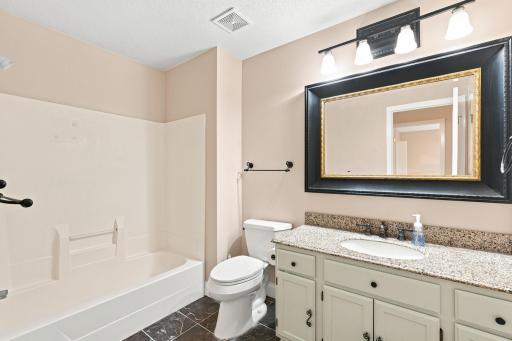 1770 Donegal Drive, 10, Woodbury, MN 55125