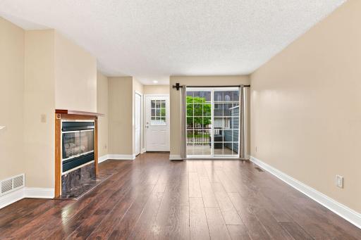 1770 Donegal Drive, 10, Woodbury, MN 55125