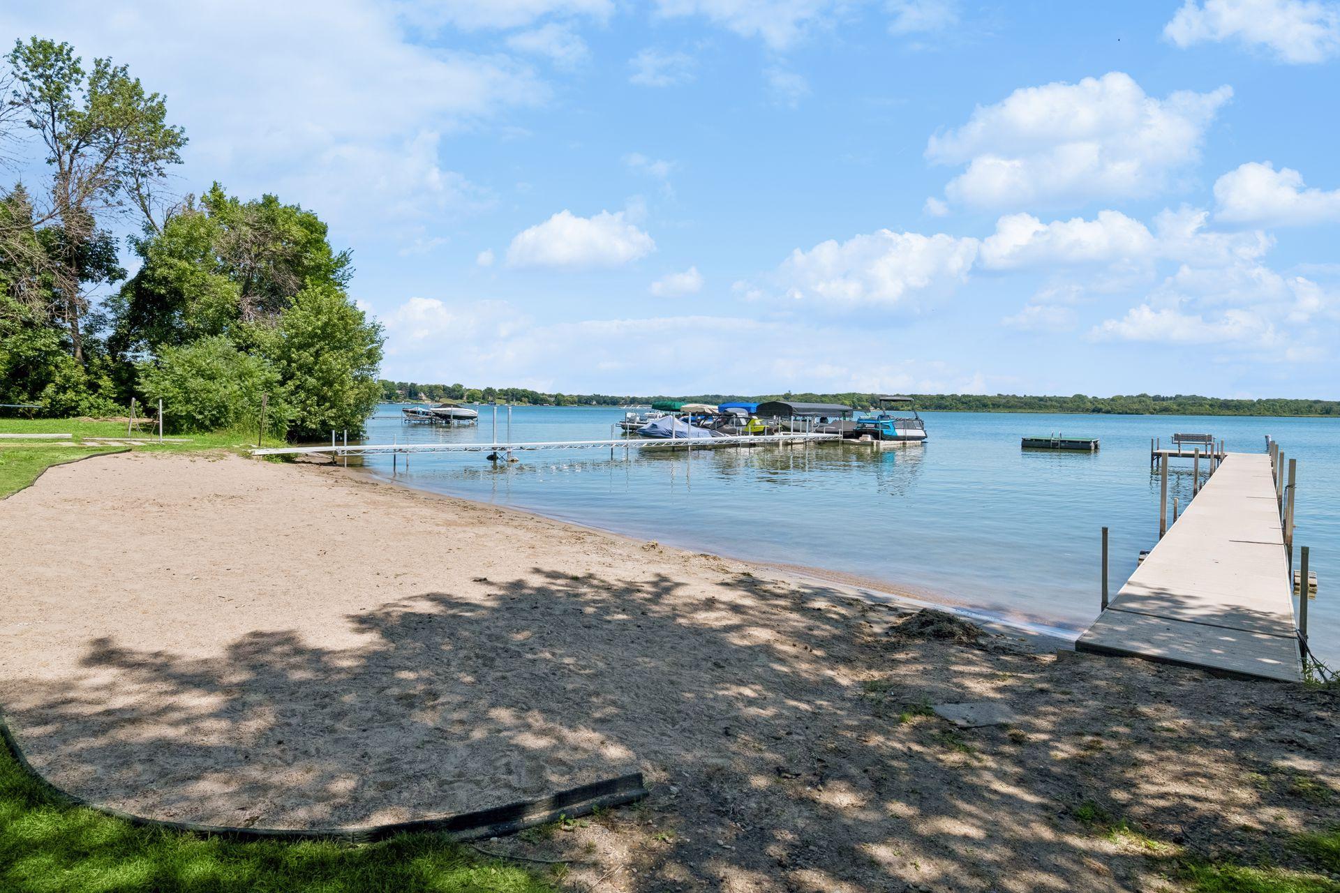 3951 Country Oaks provides more than a great home in a fantastic school district. It provides a wonderful Lake Minnewashta lifestyle without the maintenance or the lake shore taxes.