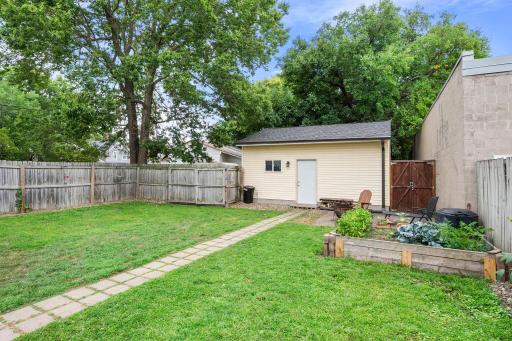 1404 12th Avenue NE, Minneapolis, MN 55413