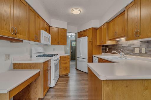 805 26th Avenue SW, Willmar, MN 56201