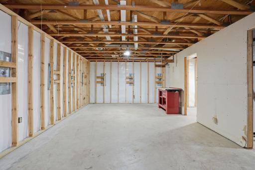 805 26th Avenue SW, Willmar, MN 56201