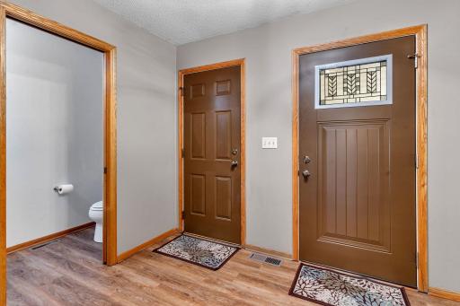 805 26th Avenue SW, Willmar, MN 56201
