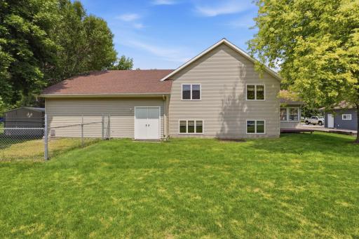 805 26th Avenue SW, Willmar, MN 56201
