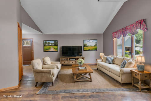 805 26th Avenue SW, Willmar, MN 56201
