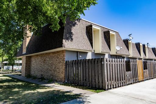 801 23rd Avenue S, Moorhead, MN 56560