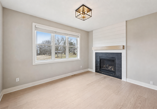 19990 Fairlawn Avenue, Prior Lake, MN 55372