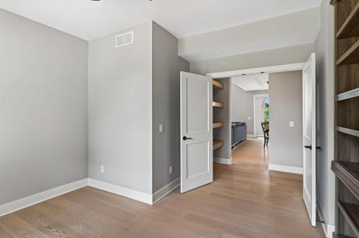 19990 Fairlawn Avenue, Prior Lake, MN 55372