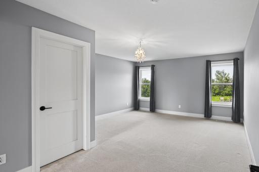 19990 Fairlawn Avenue, Prior Lake, MN 55372