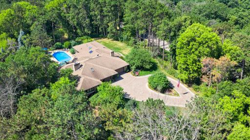 6191 Crackleberry Trail, Woodbury, MN 55129