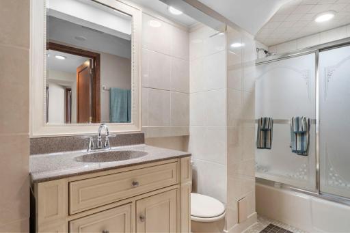 6191 Crackleberry Trail, Woodbury, MN 55129