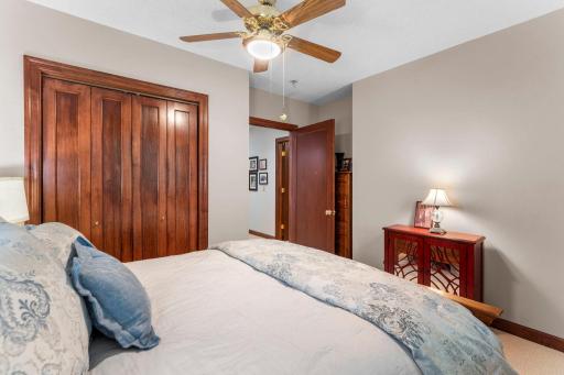 6191 Crackleberry Trail, Woodbury, MN 55129
