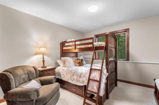 6191 Crackleberry Trail, Woodbury, MN 55129