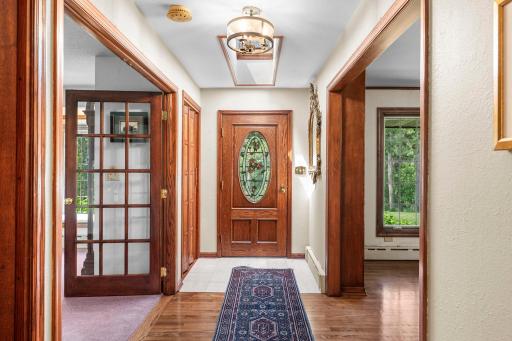 6191 Crackleberry Trail, Woodbury, MN 55129