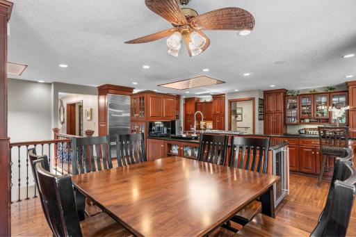 6191 Crackleberry Trail, Woodbury, MN 55129