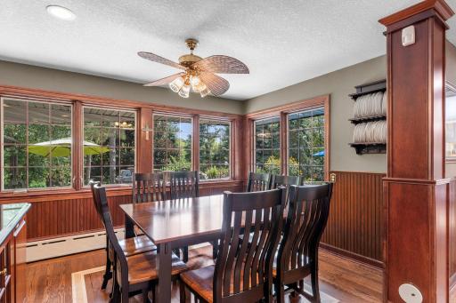 6191 Crackleberry Trail, Woodbury, MN 55129