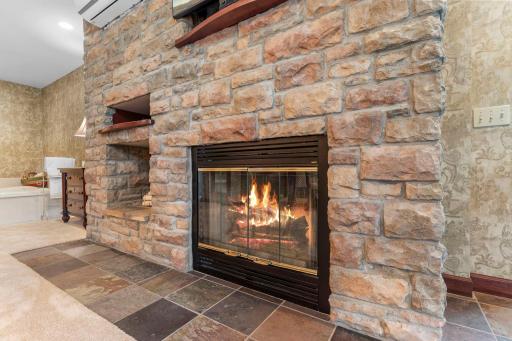 6191 Crackleberry Trail, Woodbury, MN 55129