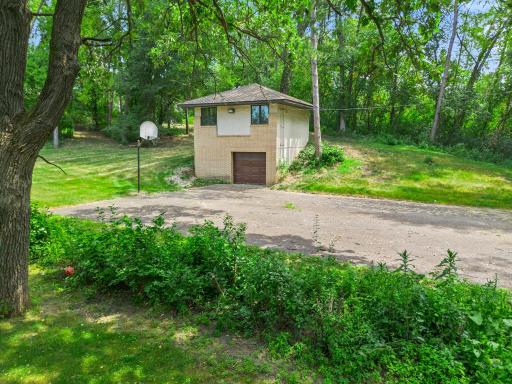 6191 Crackleberry Trail, Woodbury, MN 55129