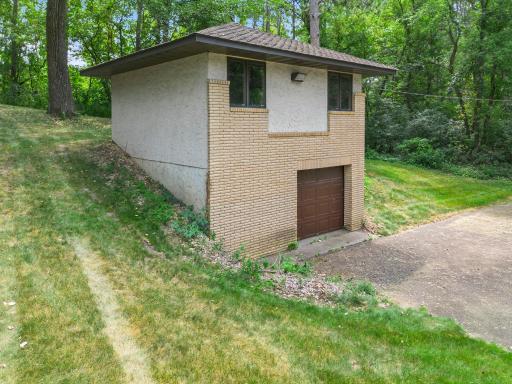 6191 Crackleberry Trail, Woodbury, MN 55129