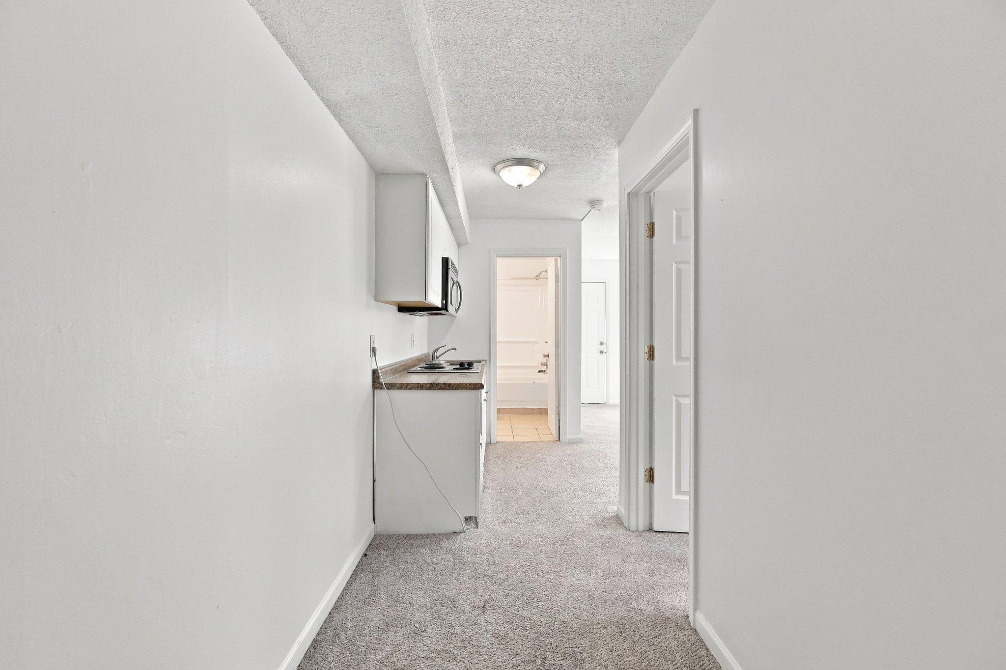 518_37th_Ave_NE_Minneapolis_MN_55421_USA_044.jpg