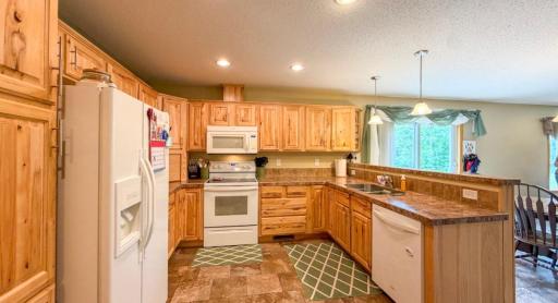 5252 Elmwood Court NE, Bemidji, MN 56601