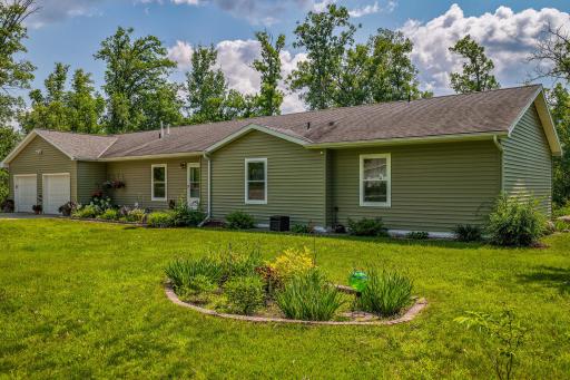 5252 Elmwood Court NE, Bemidji, MN 56601